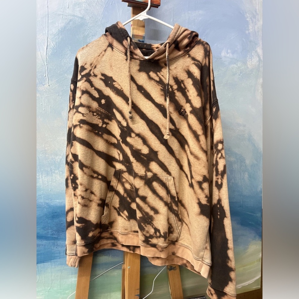 Standard Cloth Tie-Dye Sweatshirt Men’s Large…this is Unisex See Measurements